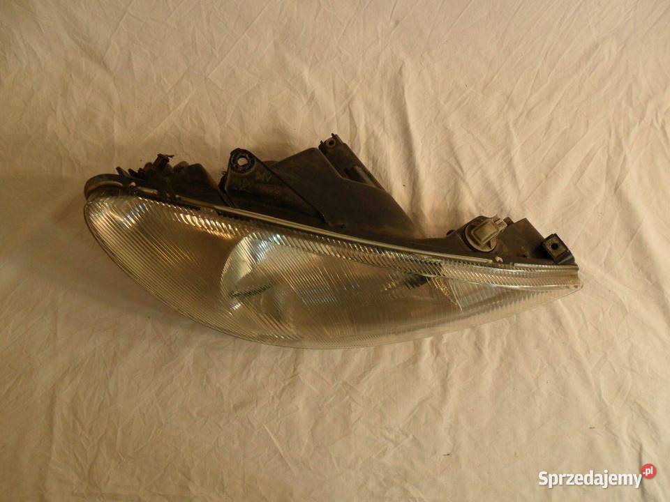 Reflektor Przód strona prawa Peugeot 206 Nowy Tomyśl sprzedam