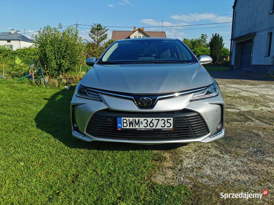Toyota Corolla Prawie nowa Full LED radar sprzedam