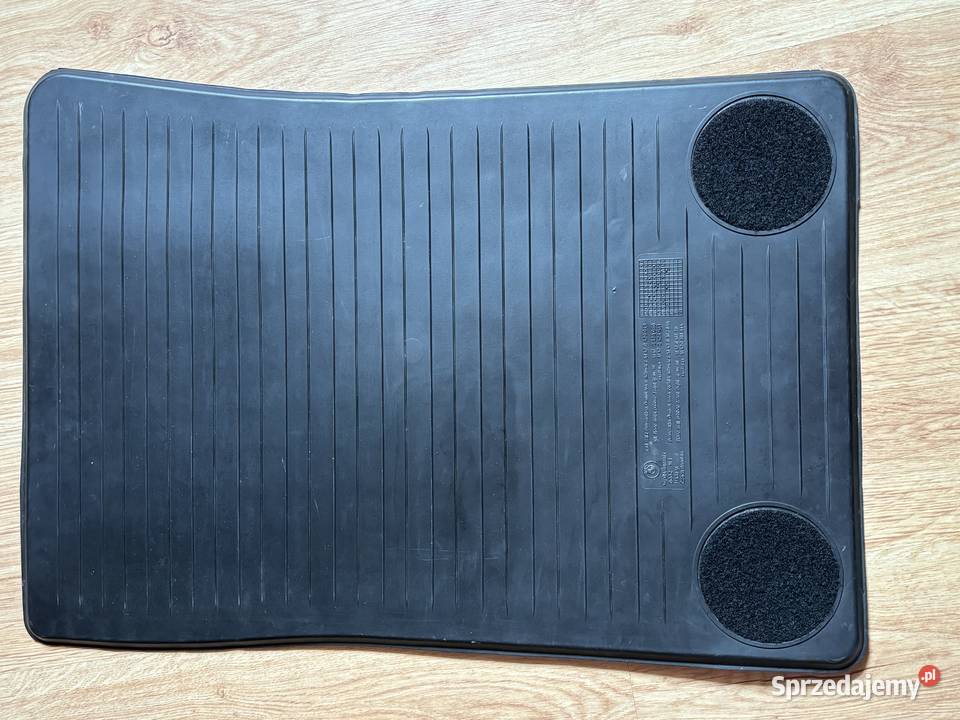 Dywaniki gumowe bmw e83 x3 sprzedam