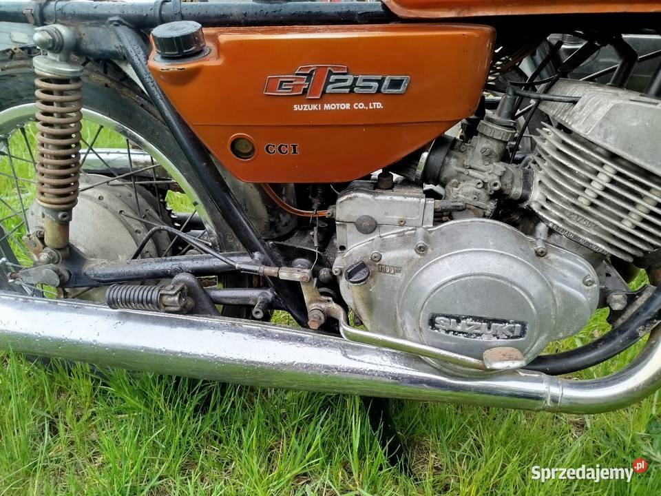 Suzuki GT250 z 1977 roku dokumenty Yamaha Suzuki 11KM Radomsko