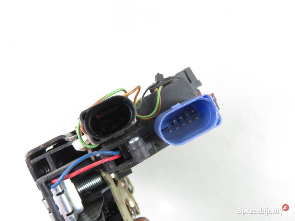 ZAMEK LEWY PRZEDNI VW TOUAREG I małopolskie