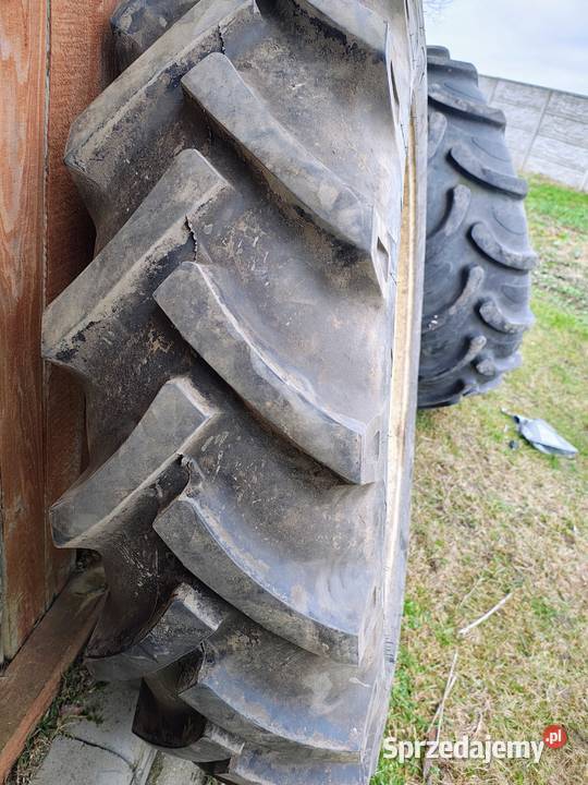 Koła bliźniacze 136x38 2 sztuki zachodniopomorskie Przekolno sprzedam