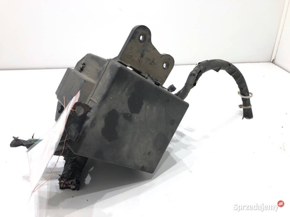 SKRZYNKA BEZPIECZNIKÓW SUZUKI GRAND VITARA II Skrzynki bezpieczników