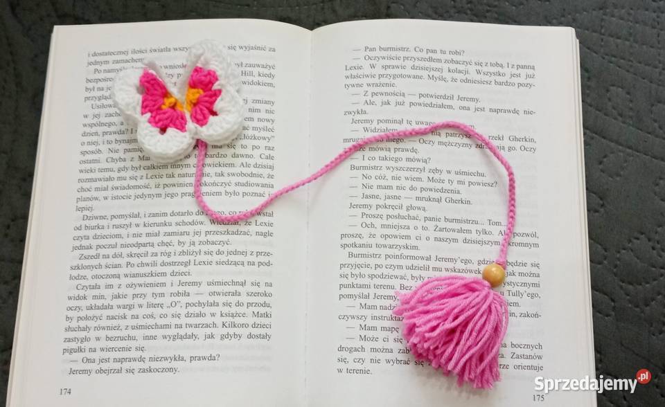 Motyl wykonany na szydełku zakładka do książki Łask sprzedam