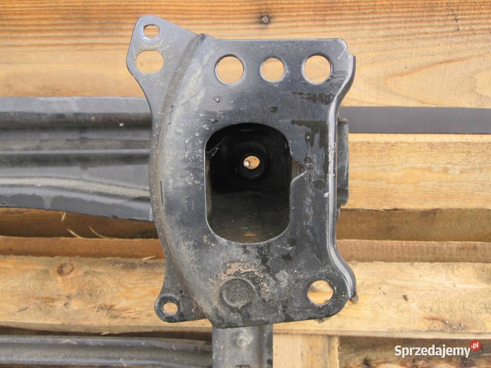 VOLKSWAGEN CADDY III LIFT 13r belka zderzaka