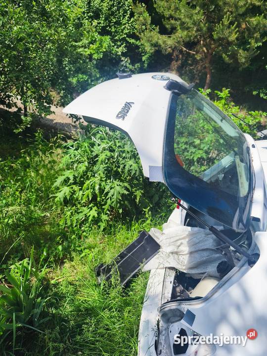 Toyota Yaris 2 ćwiartka przednia tylna Kraśnik sprzedam