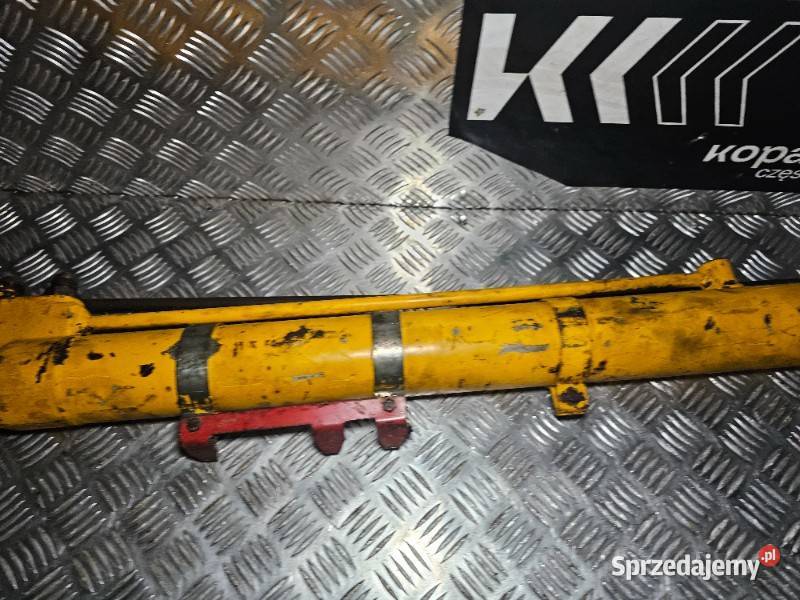 Siłownik hydrauliczny łyżki Massey Ferguson Gdynia