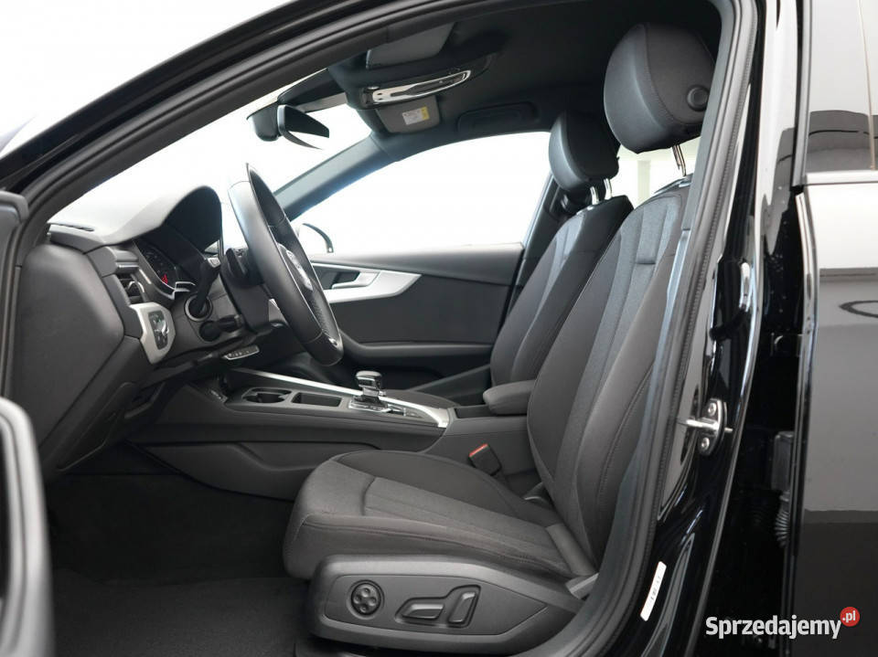 Audi A4 Avant 45TFSI 265 Nav TempomatACC Kamera Kielce