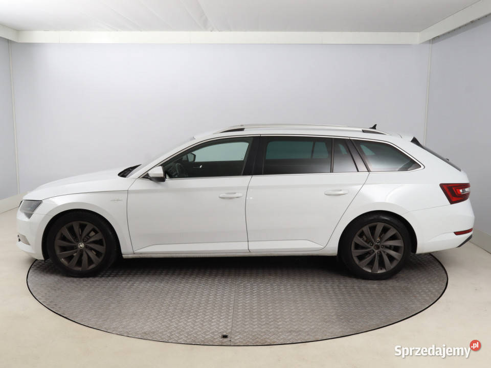 Skoda Superb 20 TDI czujnik parkowania Bielany Wrocławskie