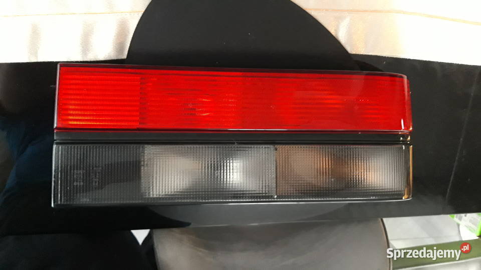 Renault 25 R25 NOWA lampa tylna prawa w pudełku Lampy tylne mazowieckie Konstancin-Jeziorna