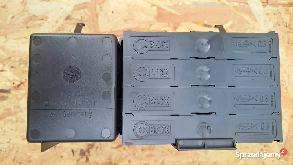 CBox ESCORT 19811986 Schowek na 4 kasety Kraków