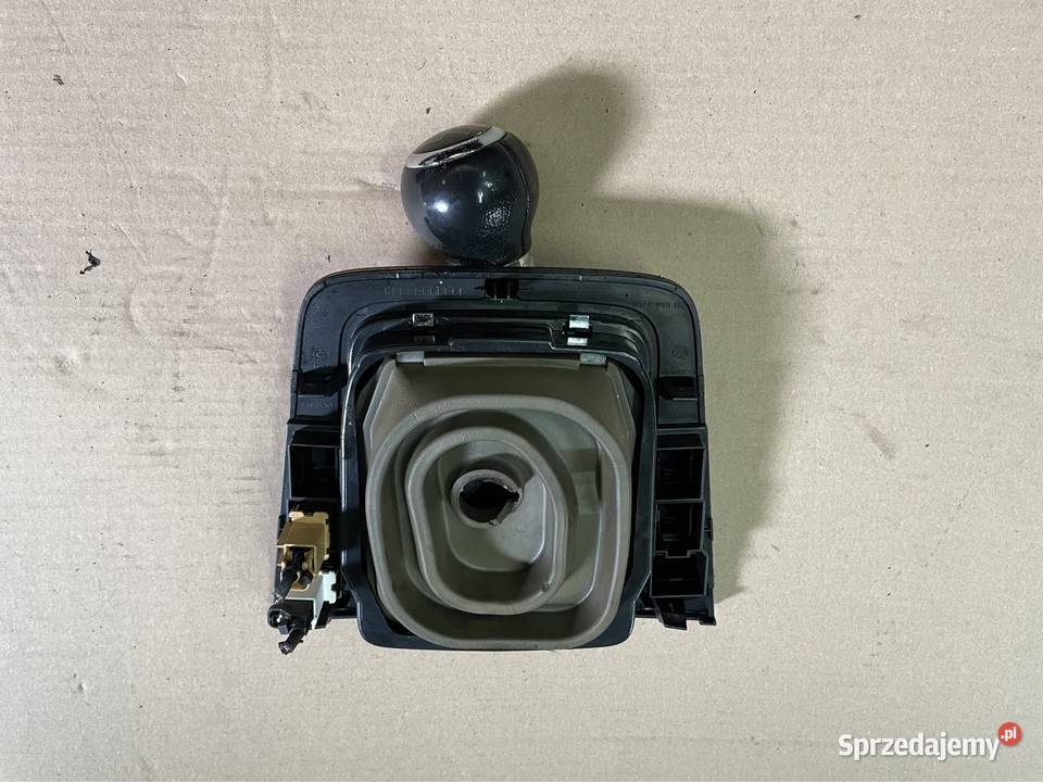 3C0864263 ramka zmiany biegów vw passat b6 Rok produkcji 2006 zachodniopomorskie Szczecin