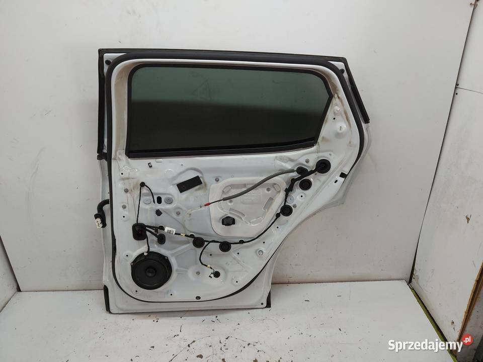 RENAULT Scenic ETech V 5 Drzwi tył prawy 2024 dolnośląskie sprzedam