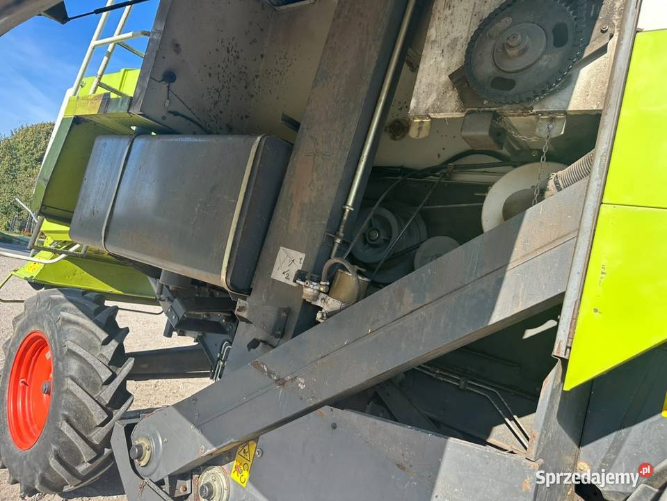 Kombajn zbożowy Claas Medion 310 Rolnictwo podlaskie Suwałki