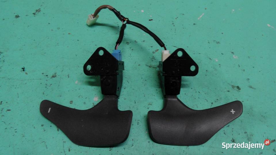 TOYOTA YARIS II LIFT 09r łopatki kierownicy osobowe