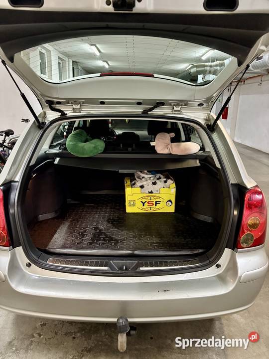 Toyota Avensis kombi T25 18 benzyna Avensis Bydgoszcz sprzedam