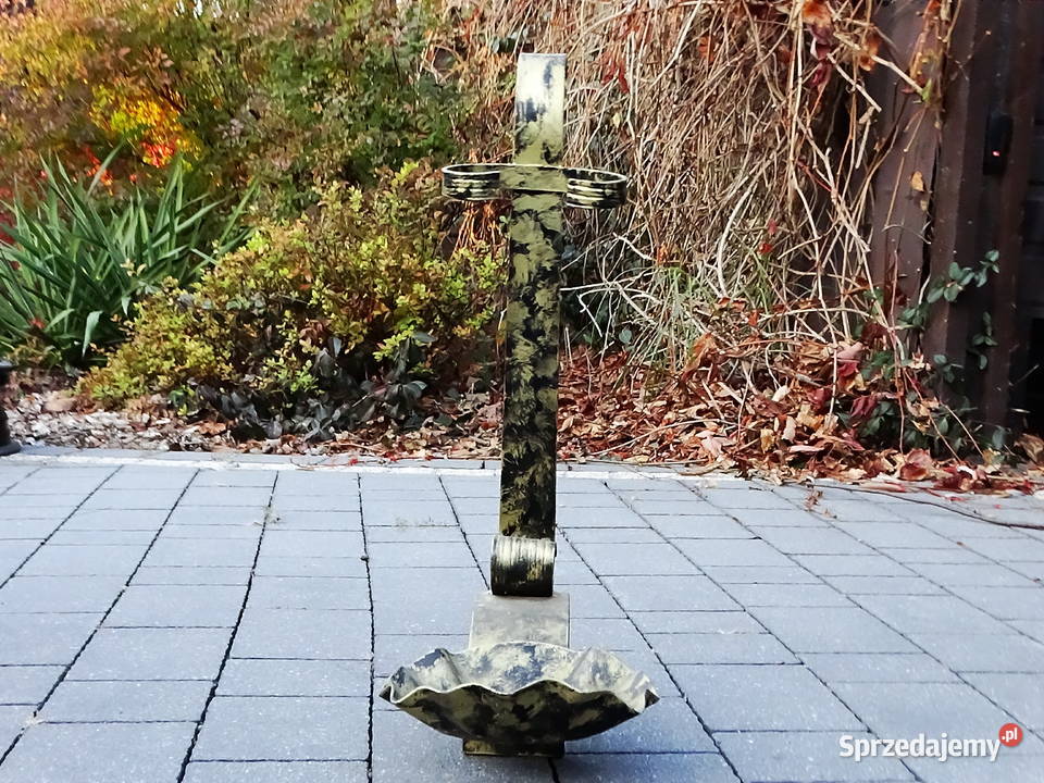 Metalowy stylowy niepowtarzalny stojak na Biłgoraj