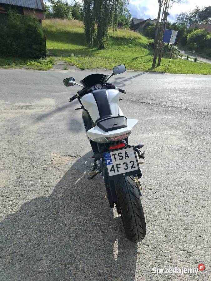Yamaha yzf r125 Iwaniska