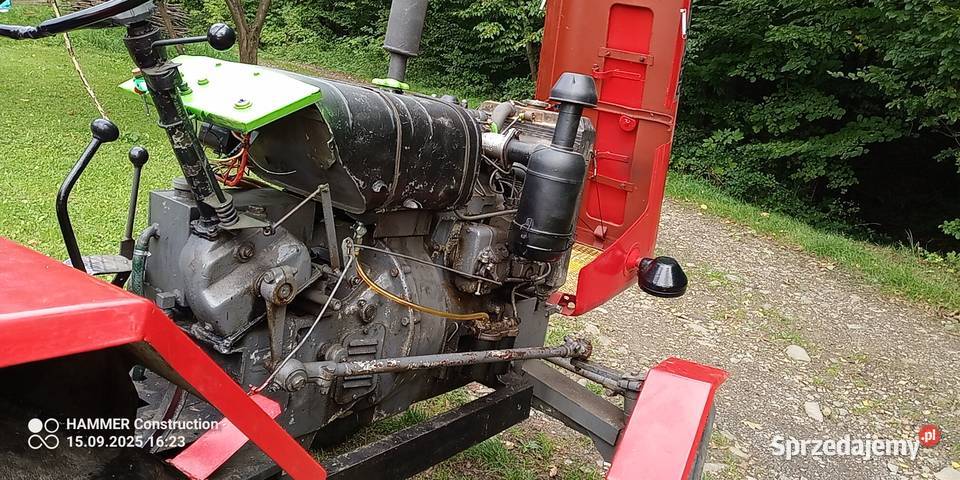 Sam z silnikiem Ursus C 330 Pozostałe małopolskie