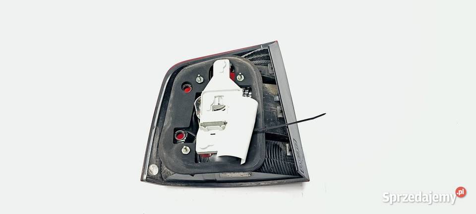 LAMPA PRAWA TYŁ SKODA OCTAVIA II 1Z9945258 osobowe