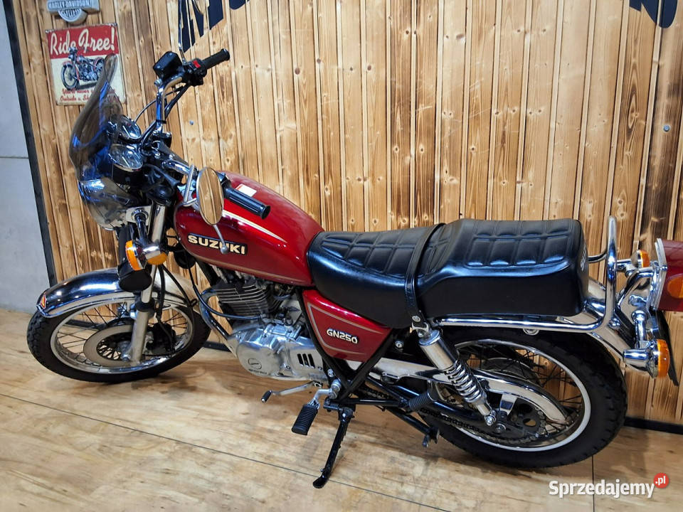 Suzuki GN SUZUKI GN 250 zadbany żywy kolor raty manualna Stare Miasto