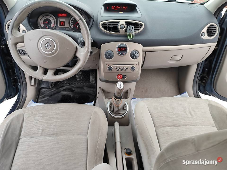 Renault Clio III 16 BenzynaStan 185300km świętokrzyskie Królewiec
