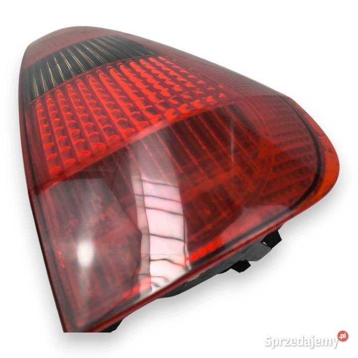 LAMPA PRAWA Ford Fusion 0205 tylna tylnia prawy lubelskie Chełm