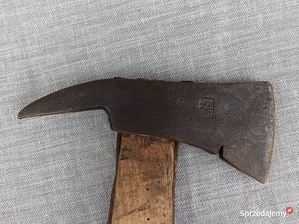 Chełm i toporek strażacki PRL Wrocław