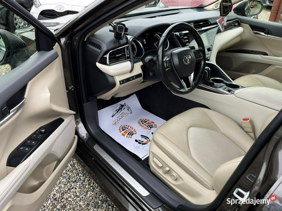 Toyota Camry ExecutivePakiet VIP Srewis Zarejestrowany w Polsce Camry sprzedam
