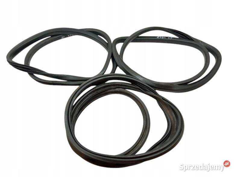 USZCZELKA DRZWI LEWY PRAWY TYŁ BAGAŻNIKA WNĘKI