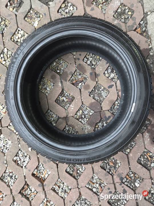 Opona zimowa Nokian Snowproof P 2254018 225 Katowice