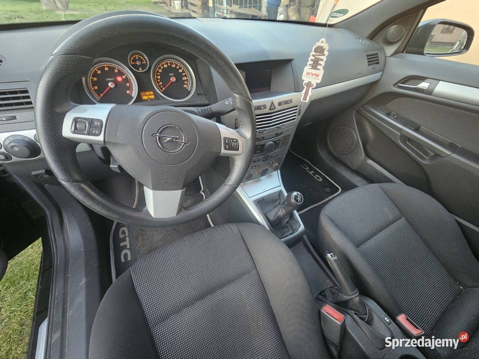 Sprzedam Opel Astra GTC Robakowo