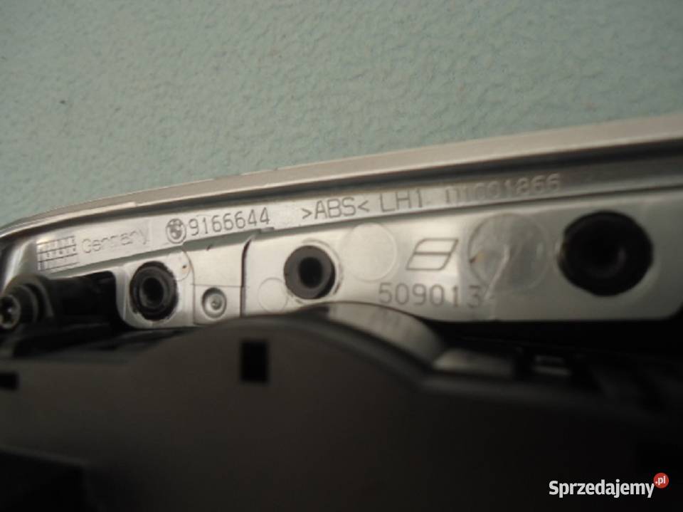 BMW 5 F10 F11 listwa ozdobna deski konsoli osobowe