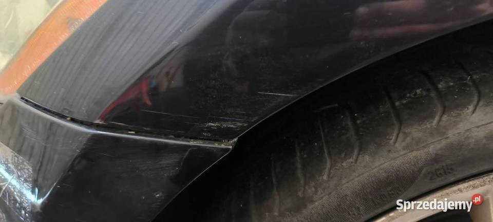 BŁOTNIK LEWY PRZÓD MASERATI GRANTURISMO S BLU Lipno