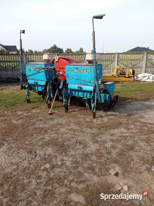 Siewnik do kukurydzy monosem Mroczeń
