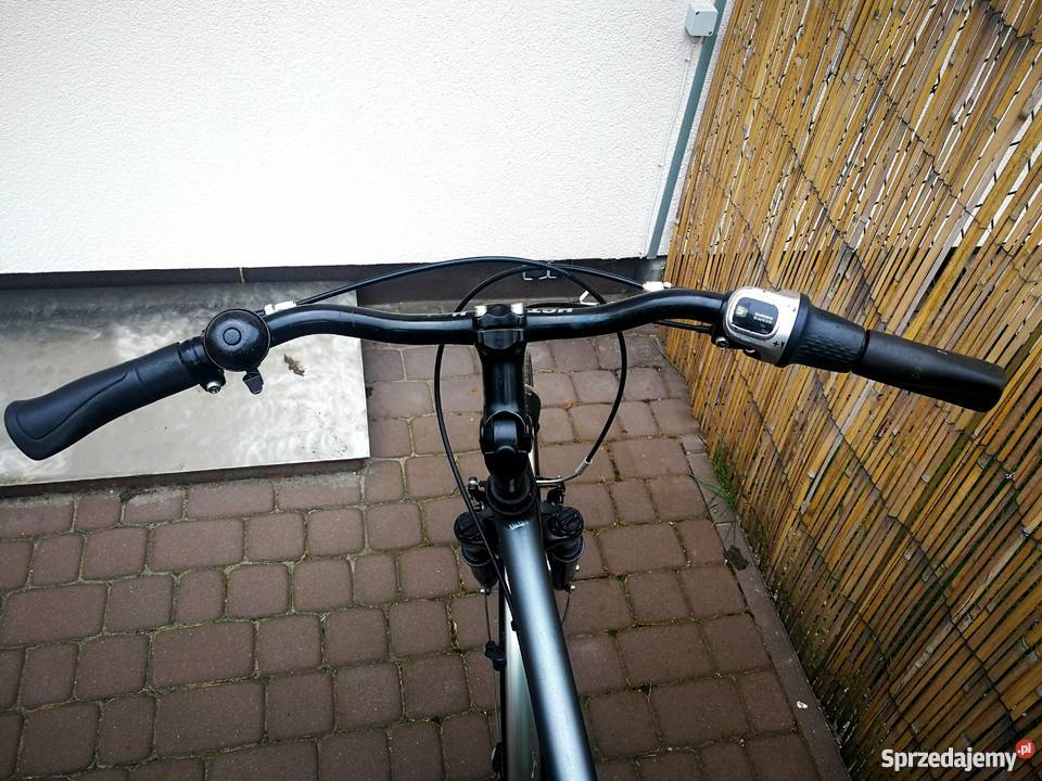 Rower męski trekingowy 28Hercules Nexus 8 Okazja Czarna Woda