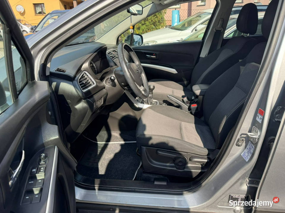 Suzuki SX4 SCross 16i 120 LED navi 4x4 allgrip relingi dachowe śląskie Łodygowice sprzedam