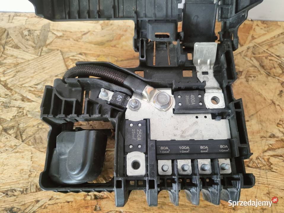 Skrzynka Puszka Klema Plus Opel Corsa E 13491093