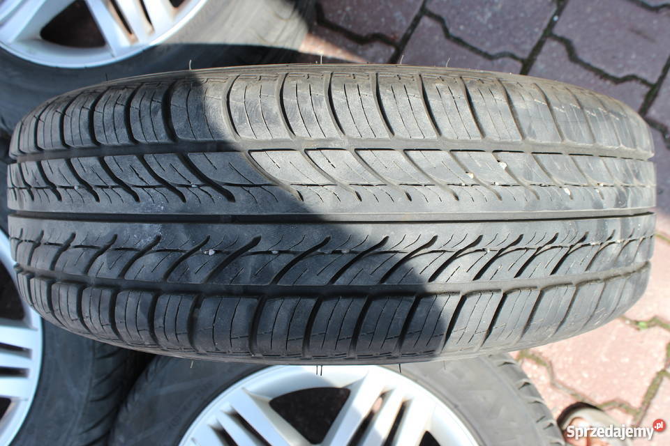 Felgi aluminiowe z oponami do Renault MeganeII Nowa Biała