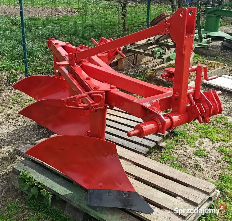 Pług 3 skibowy średni