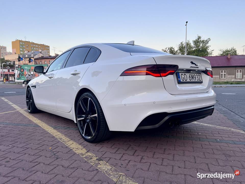 Jaguar XE II 20d Full Virtual Led Meridian XE Rzeszów