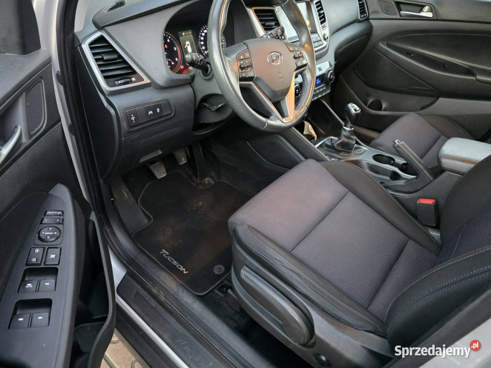 Hyundai Tucson manualbezwypadkowykamera garażowany Żabno