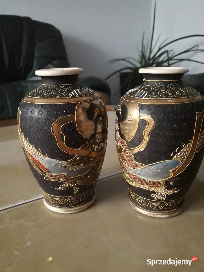 Antyczny komplet wazoników Satsuma Japonia lata Antyki Antyki lubelskie Janów Lubelski