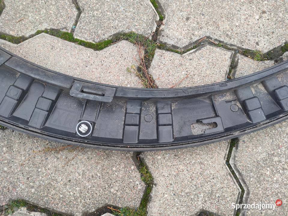 SUBARU XV LISTWA BLOTNIKA PRAWY TYL