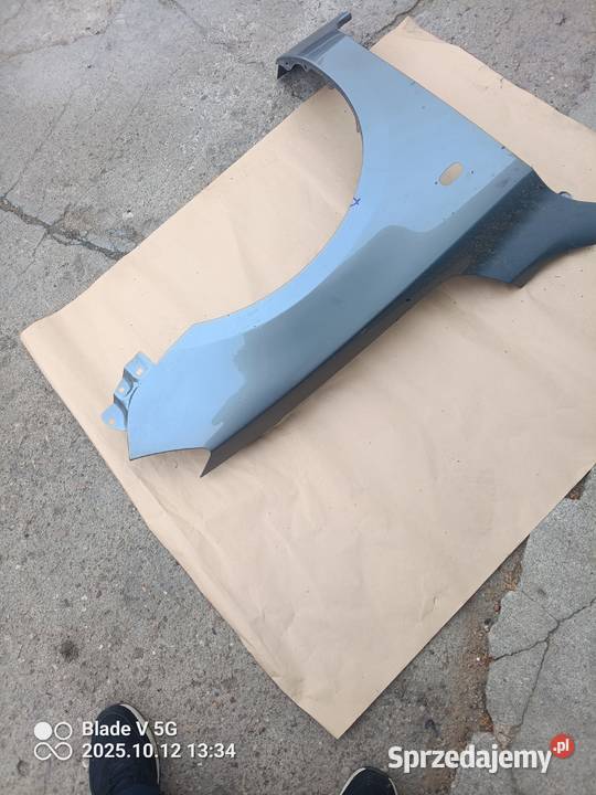 blotnik mazda 3 hb prawy nowy zamiennik w kolor
