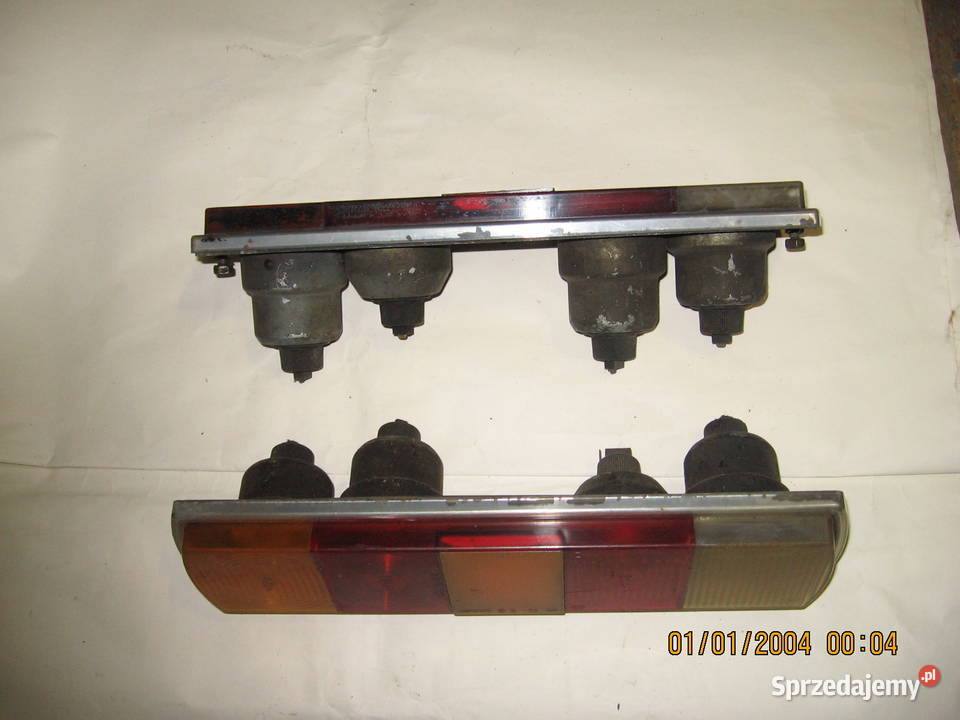 SKODA 100 stare lampy tył Lampa auto PRL osobowe Przemyśl