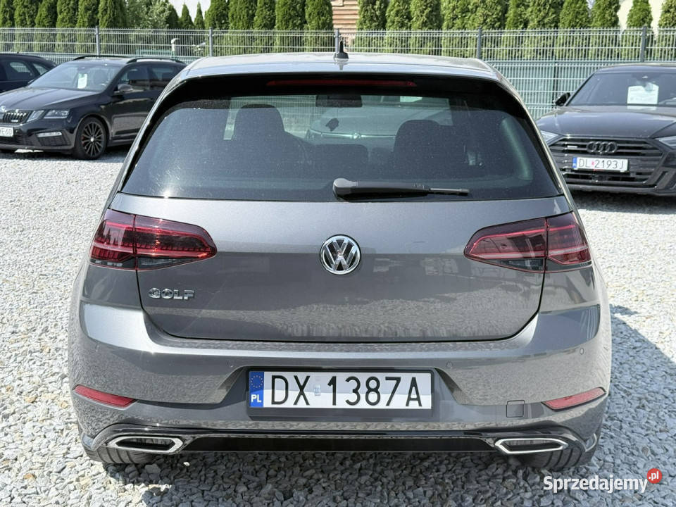 Volkswagen Golf 15 TSI ACT DSG RLine 2018r ACC lakier metallic Wrocław