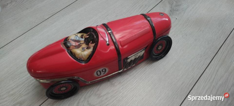 Stare puszki w kształcie samochodów podkarpackie