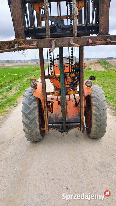 Wózek widłowy ciągnikowy sztaplarka widlak Fiat nieuszkodzony Kownacica