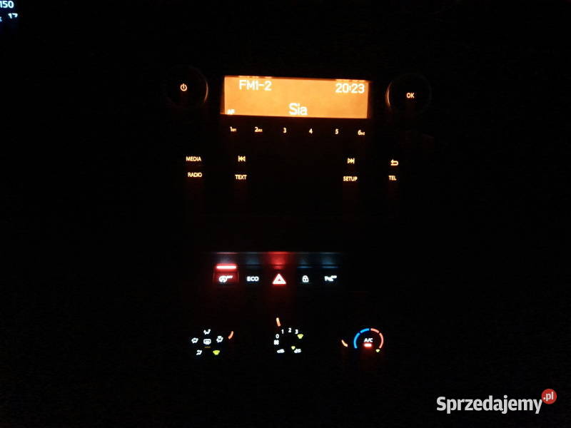 Dacia Duster II 16 16V SCe 114 salon stan Wałbrzych